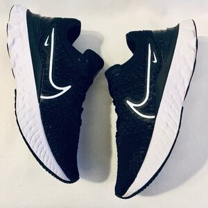 Nike React Infinity Run Flyknit 3 Running Shoes